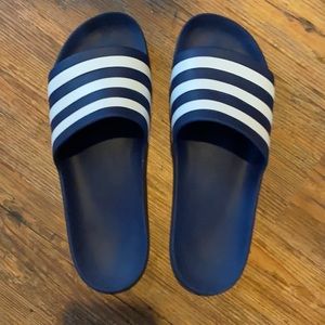 Navy Adidas slides only a few months old